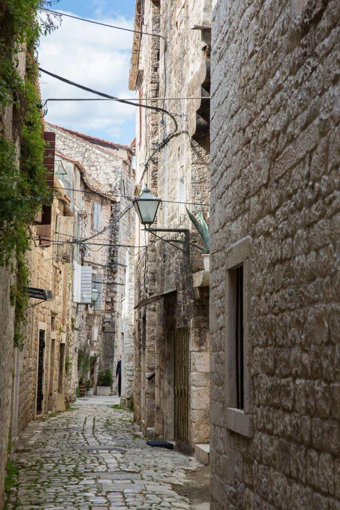 Guesthouse Ana Trogir Old Town Exterior foto